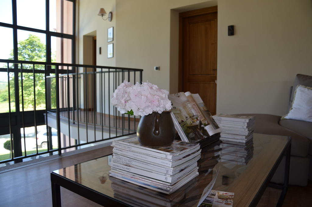 Cascina Castagneto Hotel CastellʼAlfero Екстериор снимка