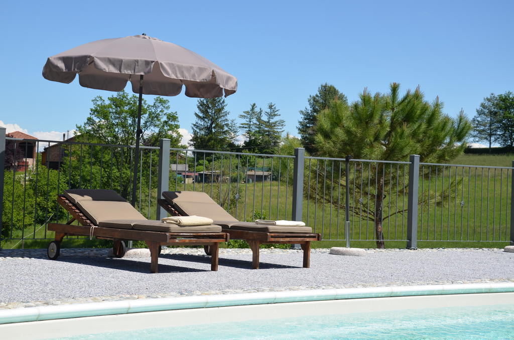 Cascina Castagneto Hotel CastellʼAlfero Екстериор снимка