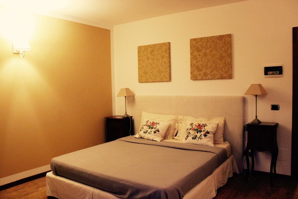 Cascina Castagneto Hotel CastellʼAlfero Екстериор снимка