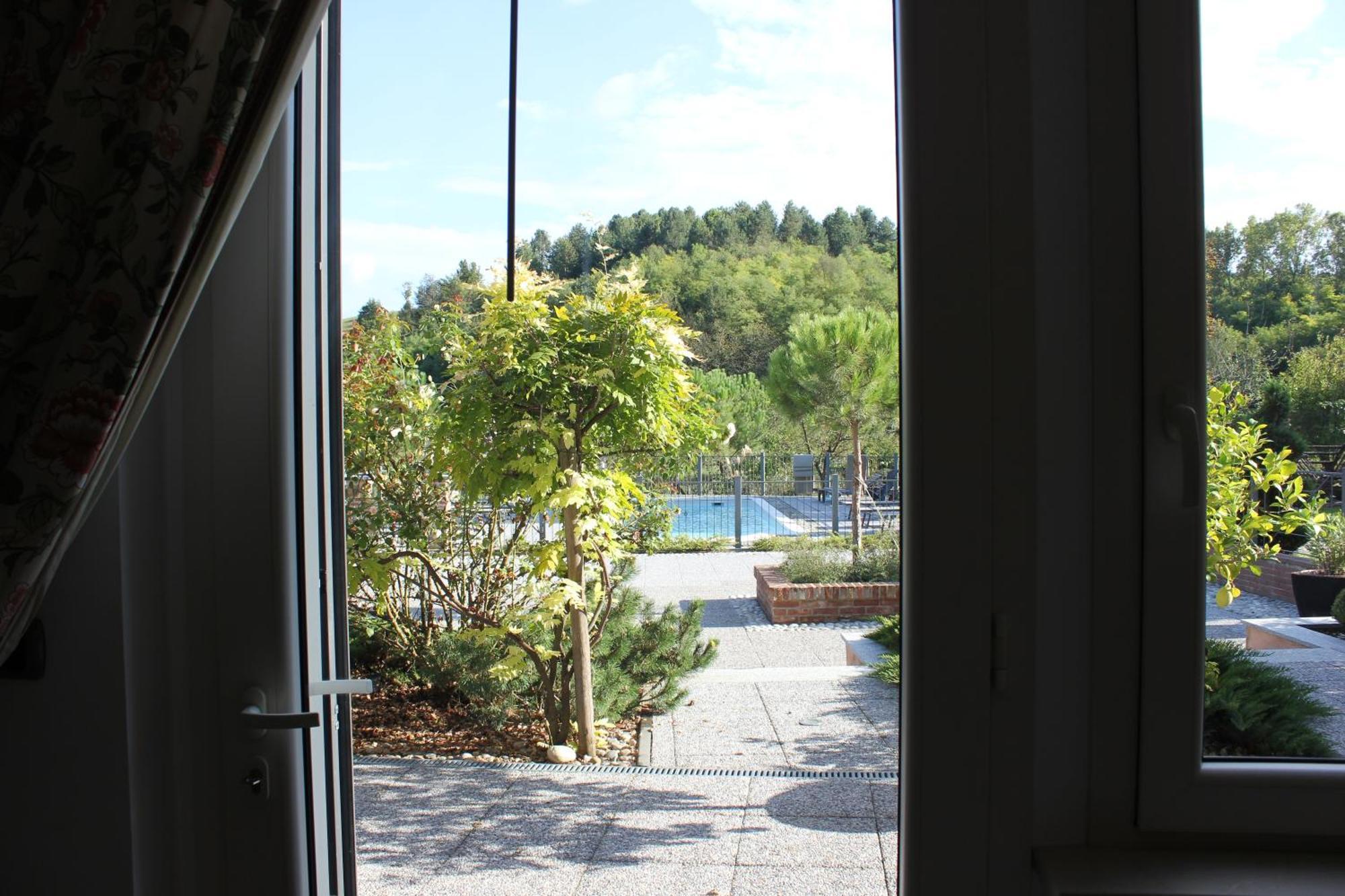 Cascina Castagneto Hotel CastellʼAlfero Екстериор снимка