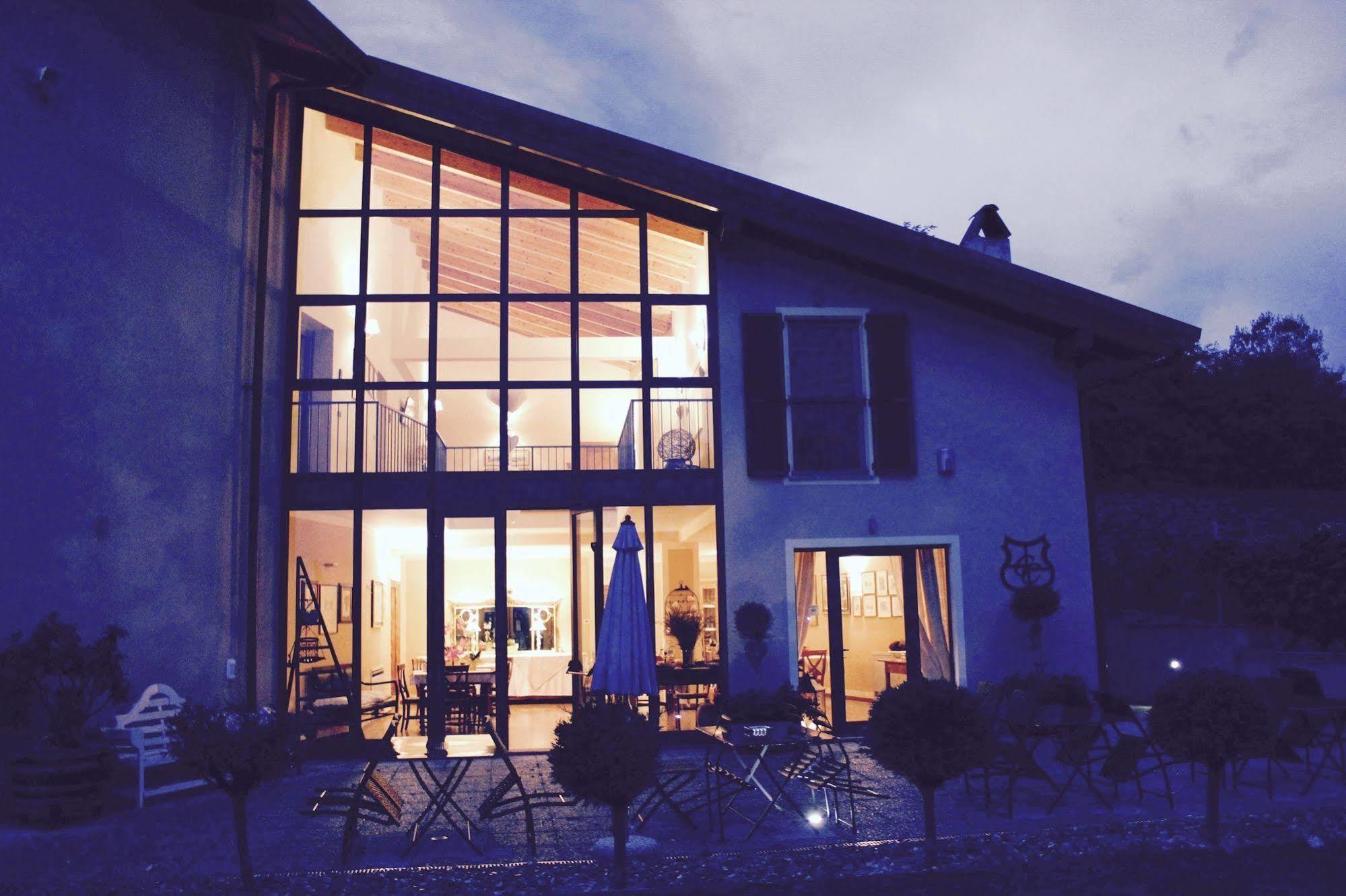 Cascina Castagneto Hotel CastellʼAlfero Екстериор снимка