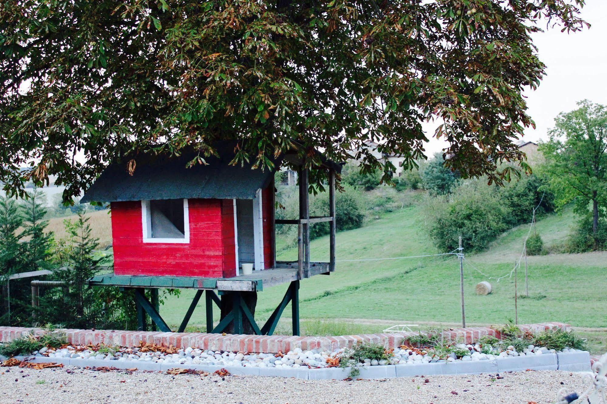 Cascina Castagneto Hotel CastellʼAlfero Екстериор снимка