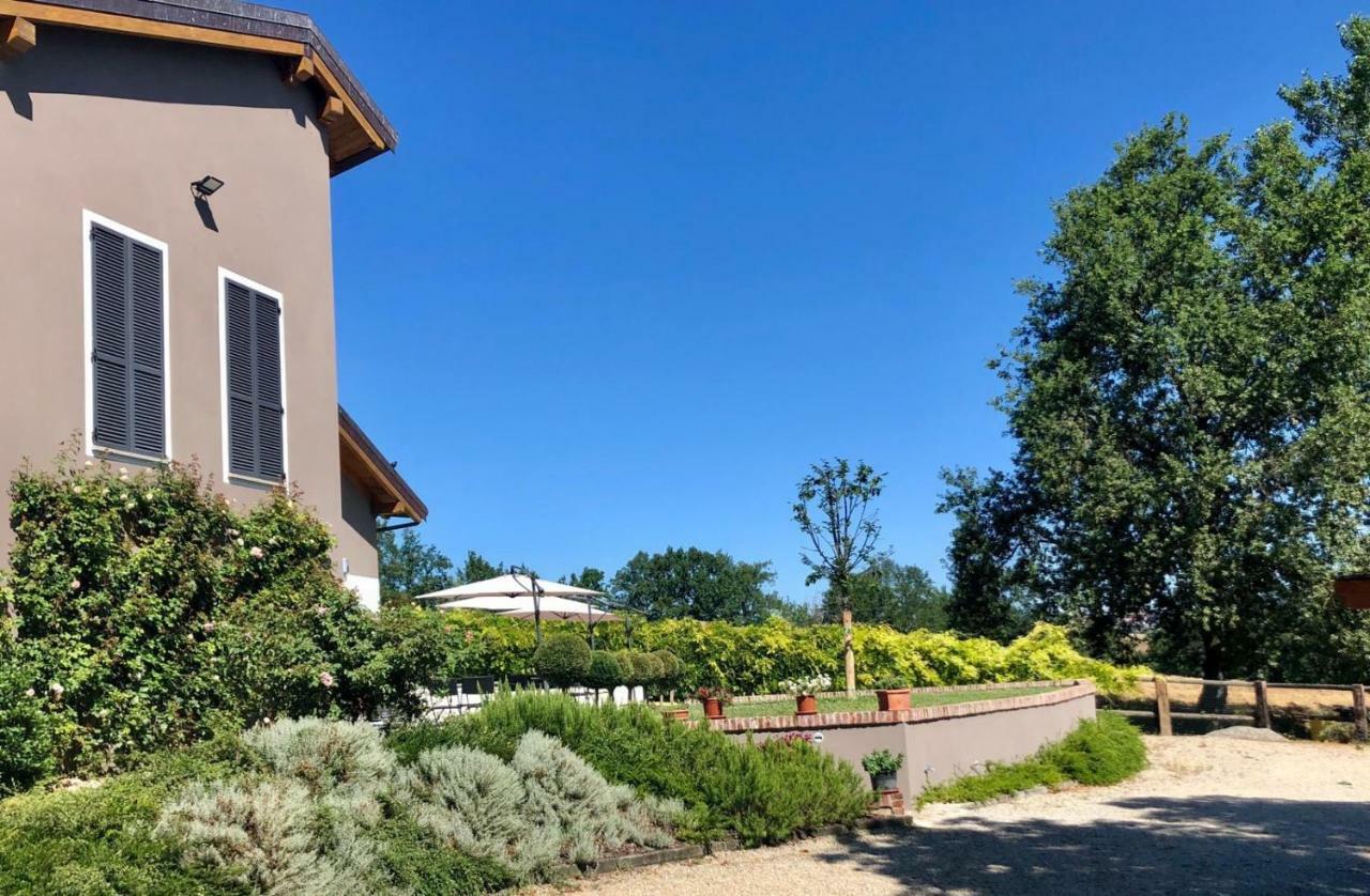 Cascina Castagneto Hotel CastellʼAlfero Екстериор снимка