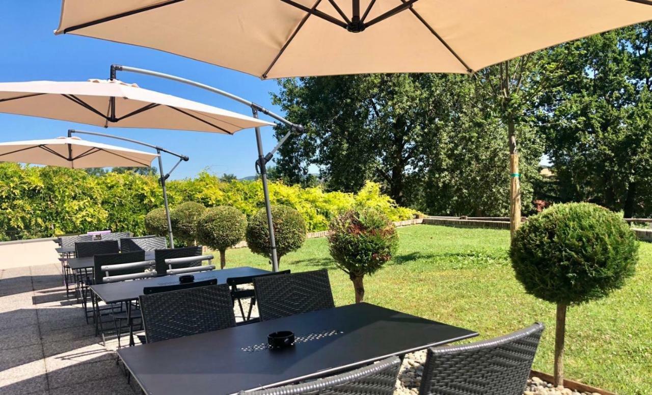 Cascina Castagneto Hotel CastellʼAlfero Екстериор снимка
